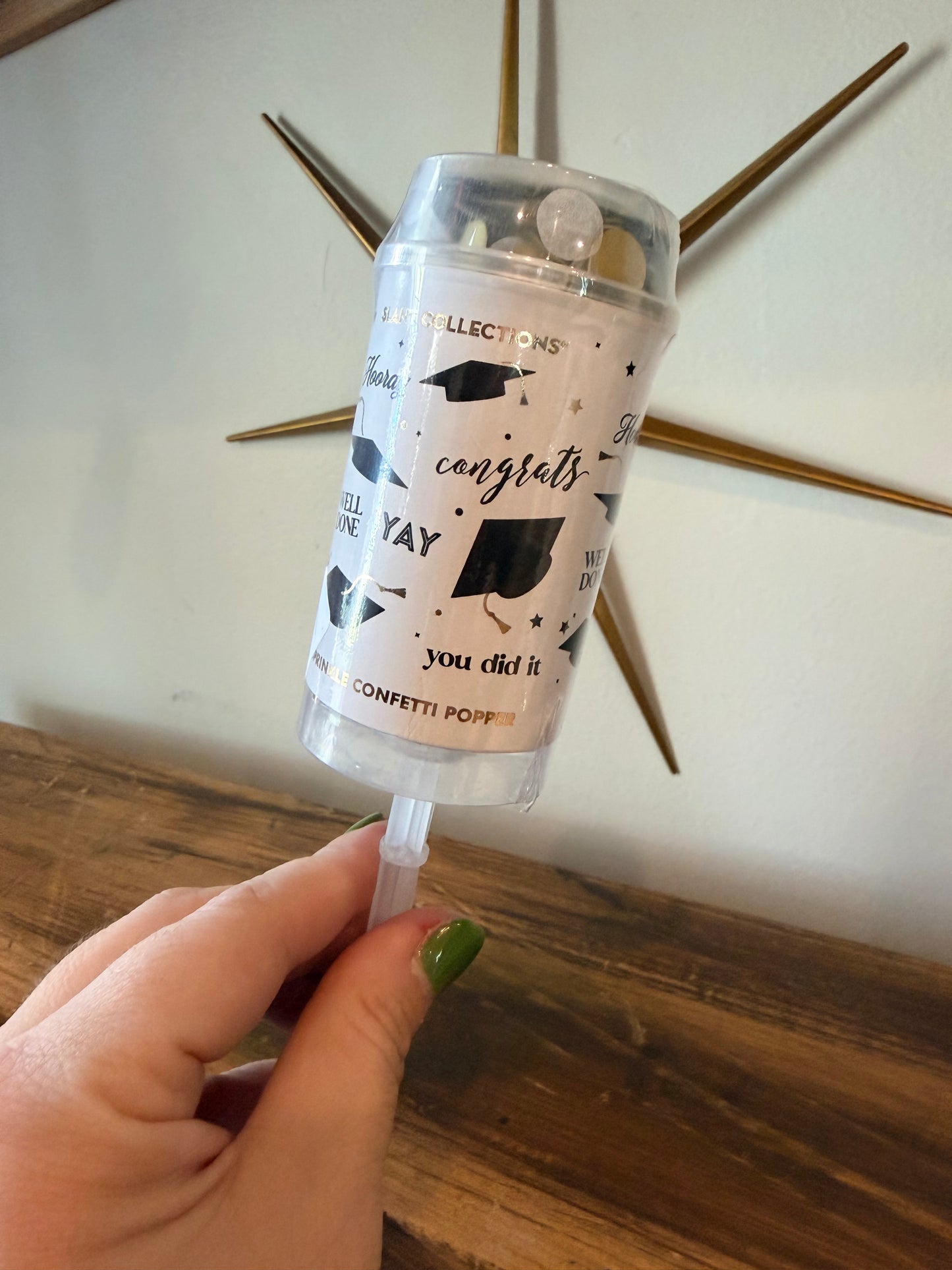 Grad Confetti Poppers