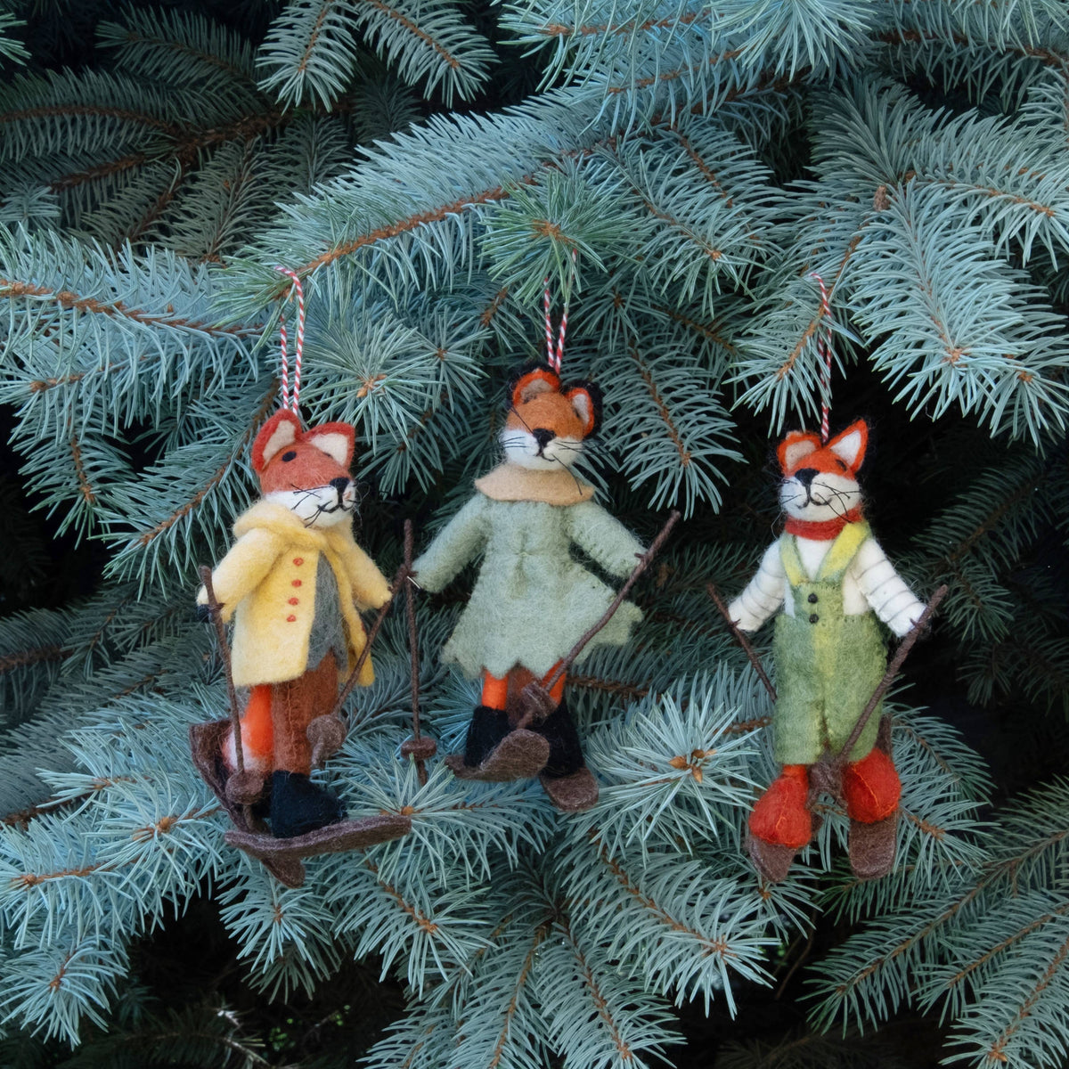 Ornament Fox on Skis