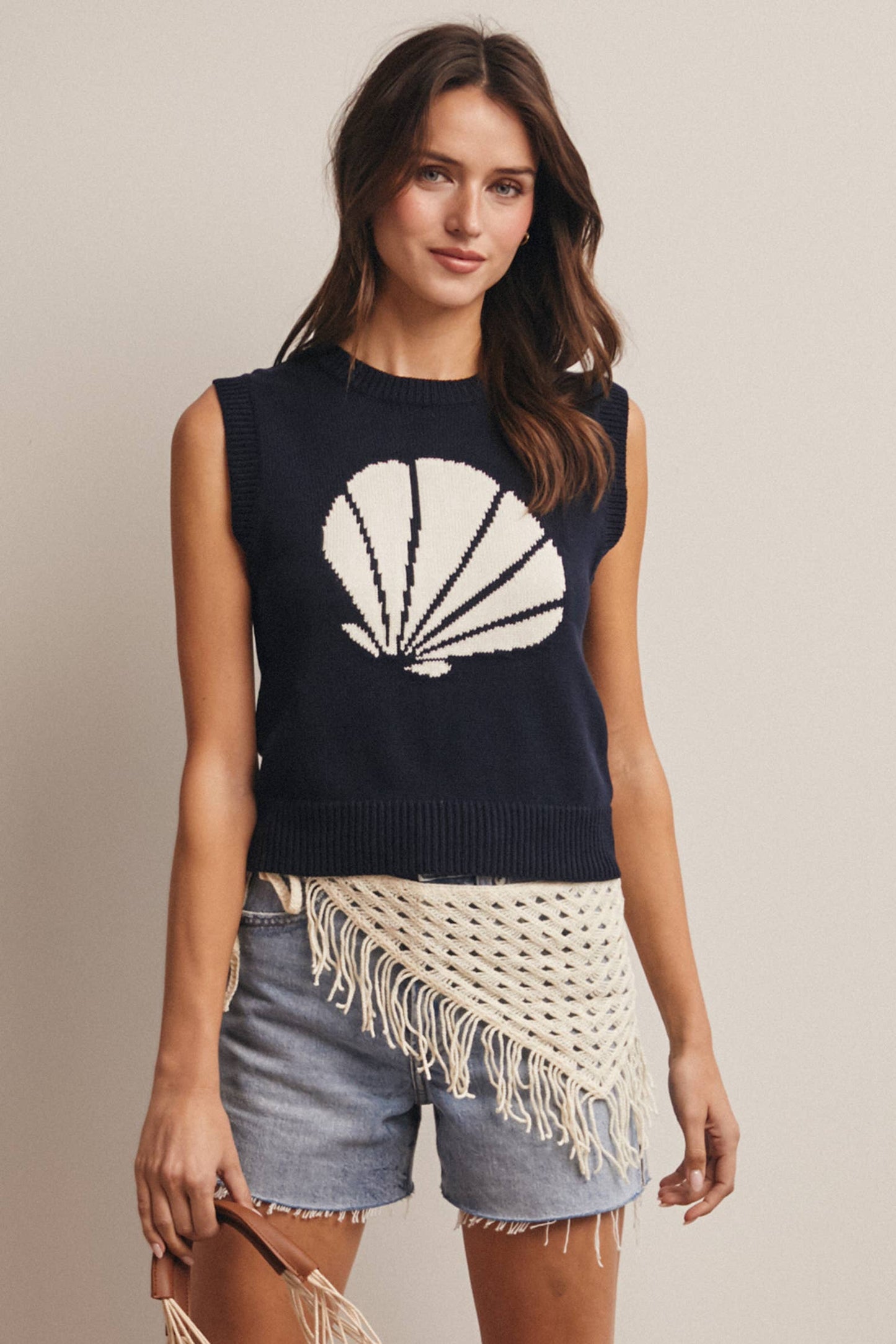 Shell Knit Sweater Vest