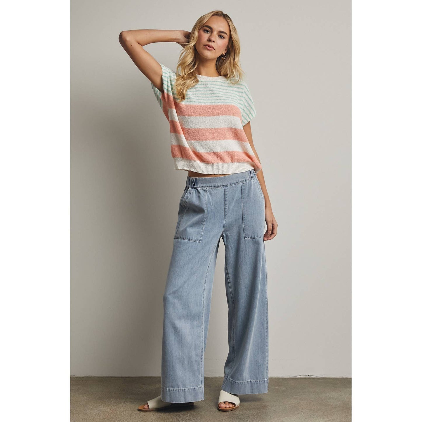 MULTICOLOR STRIPED SWEATER TOP