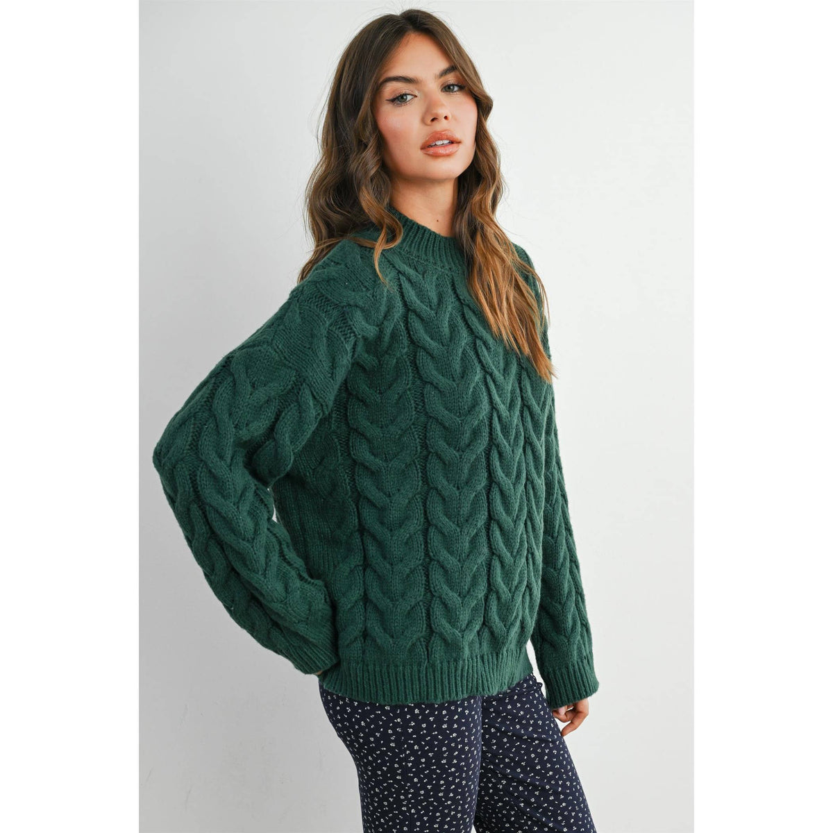 Green Cable-Knit Long Sleeve Sweater