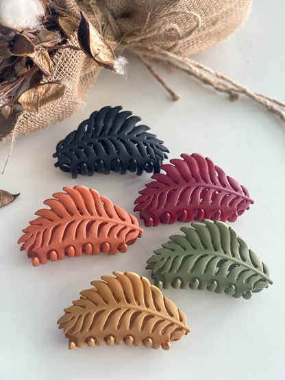 Olive Leaf Clip