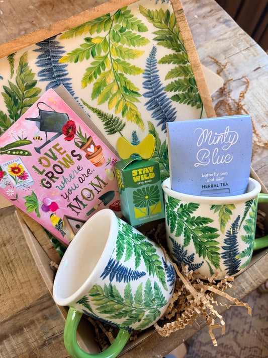 Gift Box: "I 'Leaf' You More"