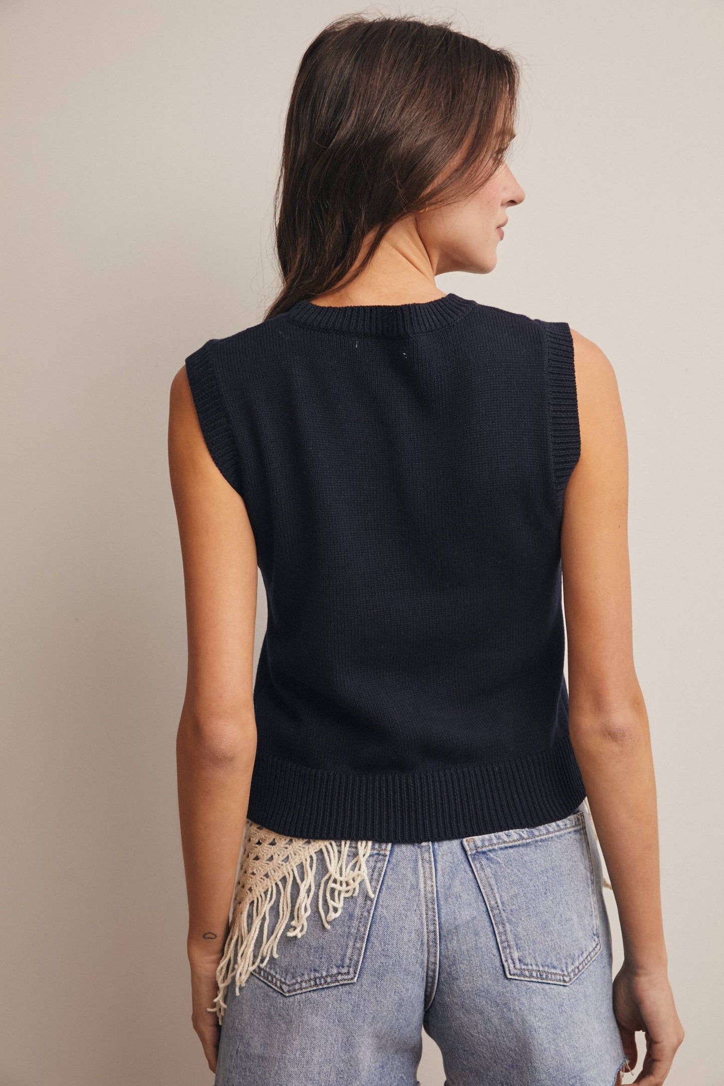 Shell Knit Sweater Vest