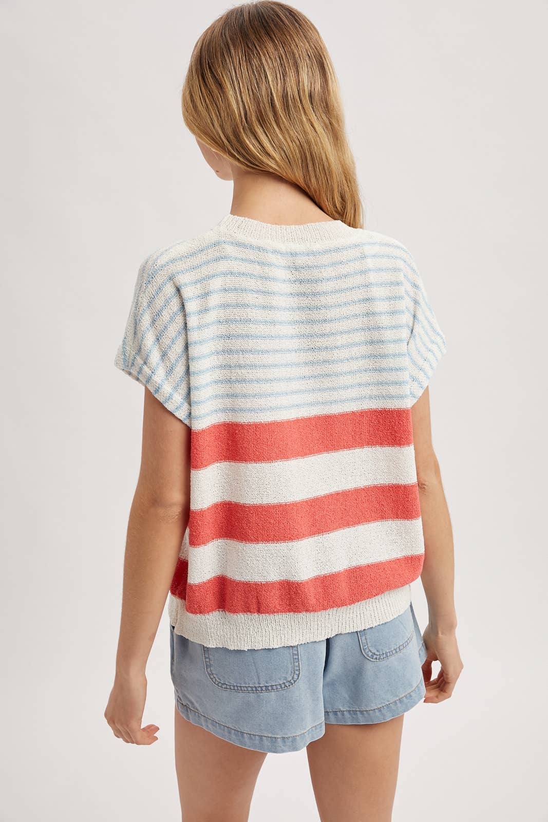 MULTICOLOR STRIPED SWEATER TOP
