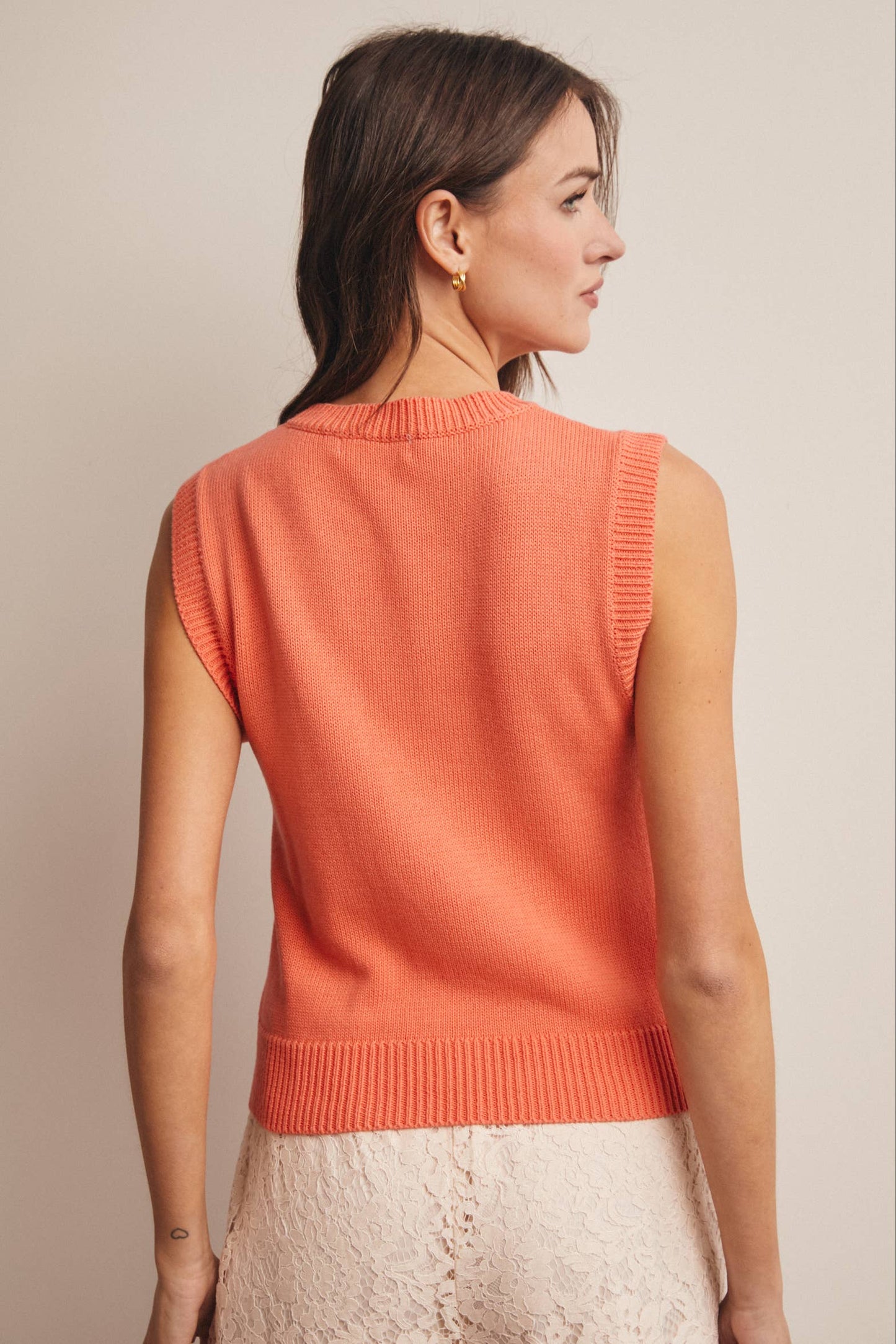 Shell Knit Sweater Vest